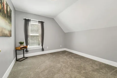 521 Union Avenue Laconia NH 03246