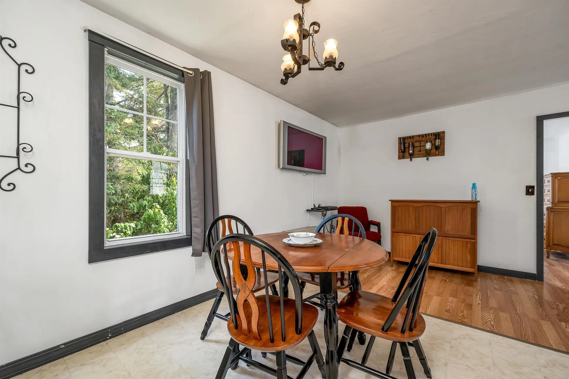 820 Colebrook Road Errol NH 03579