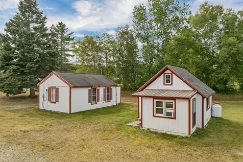 820 Colebrook Road Errol NH 03579
