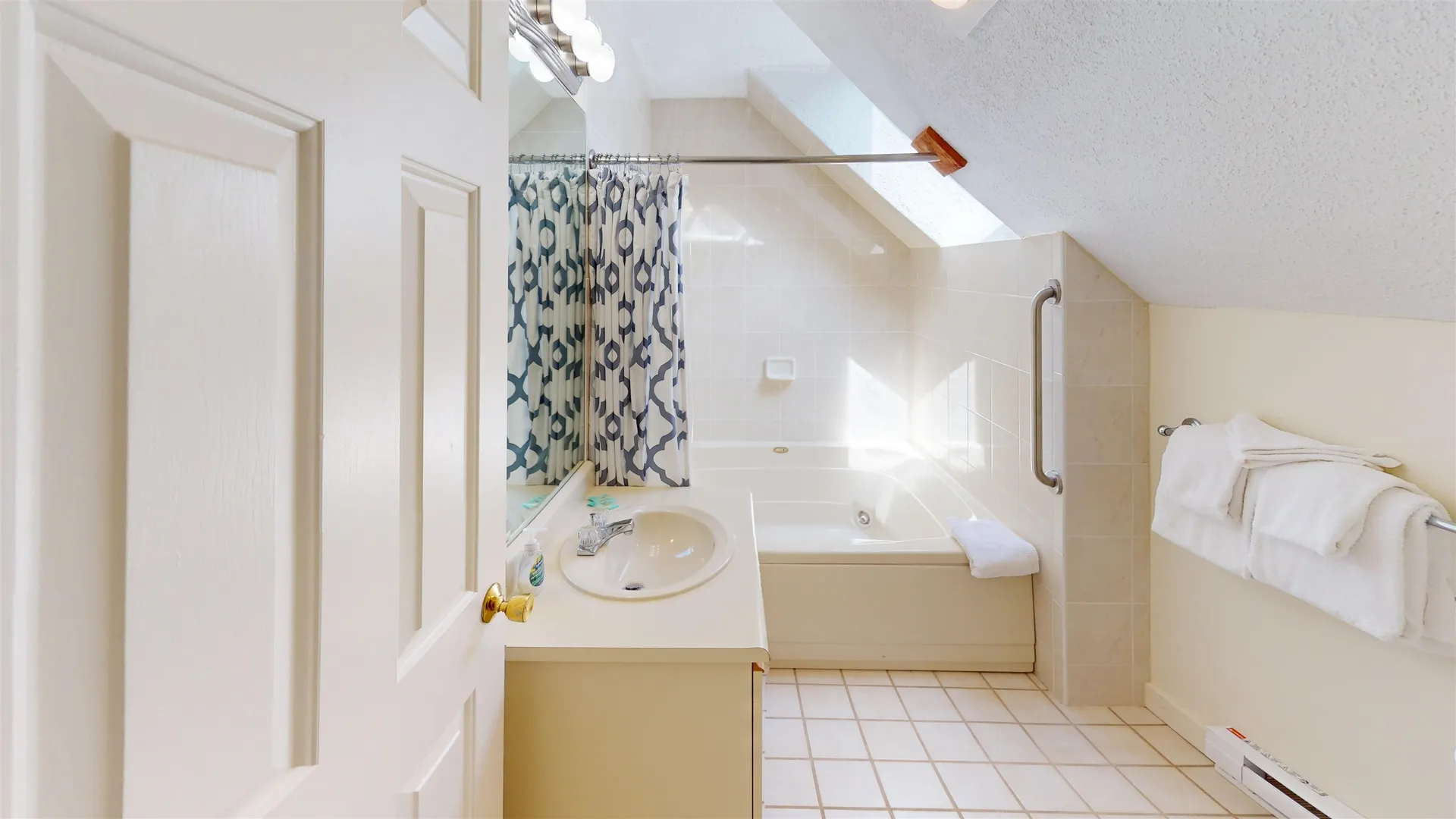 9 Mountain Sun Way Waterville Valley NH 03215