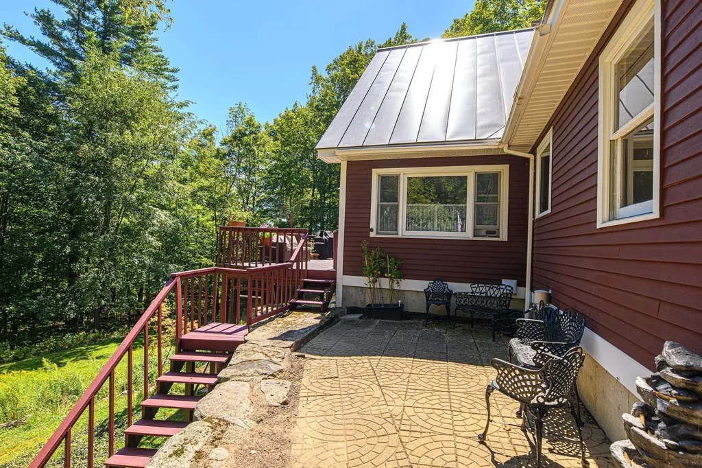 166 Burkehaven Hill Road Sunapee NH 03782