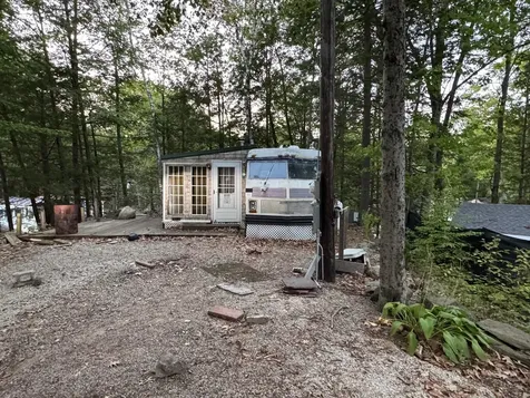 22 Paugus Circle Rochester NH 03839