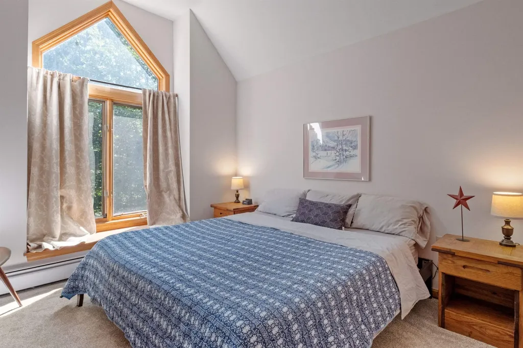 18 Woodsview Lane Lincoln NH 03251