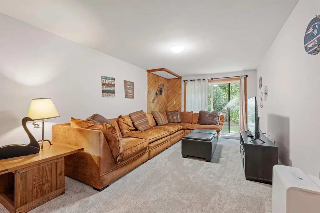 18 Woodsview Lane Lincoln NH 03251