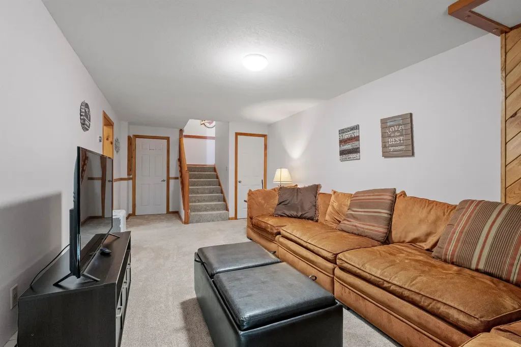 18 Woodsview Lane Lincoln NH 03251