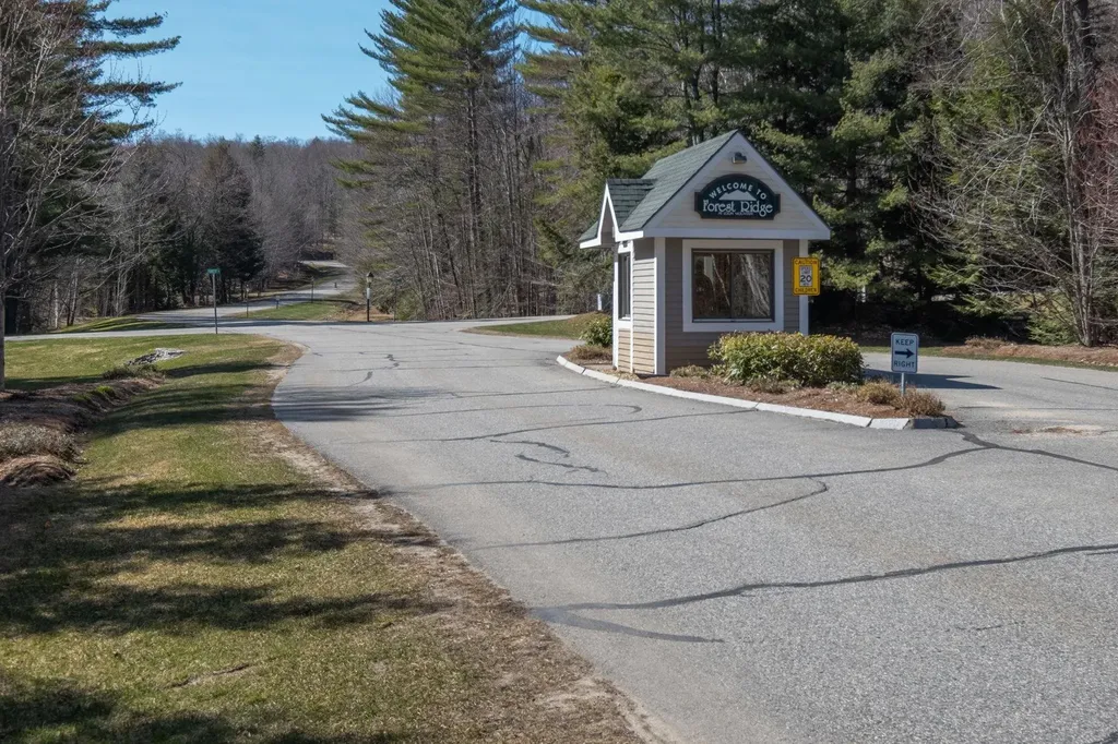 18 Woodsview Lane Lincoln NH 03251