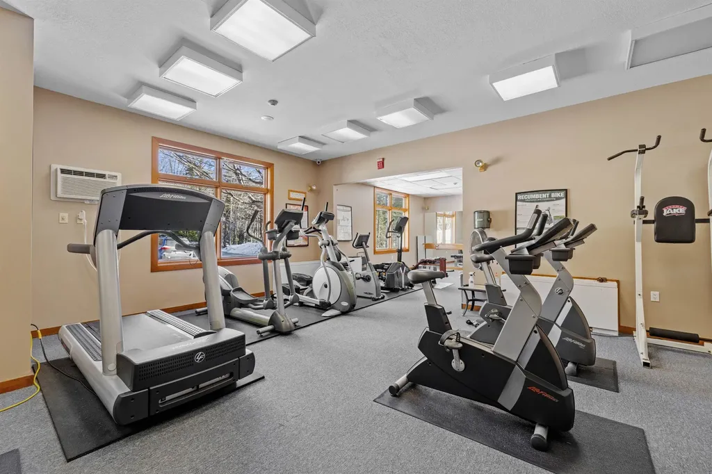 18 Woodsview Lane Lincoln NH 03251