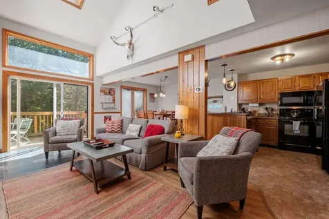 18 Woodsview Lane Lincoln NH 03251