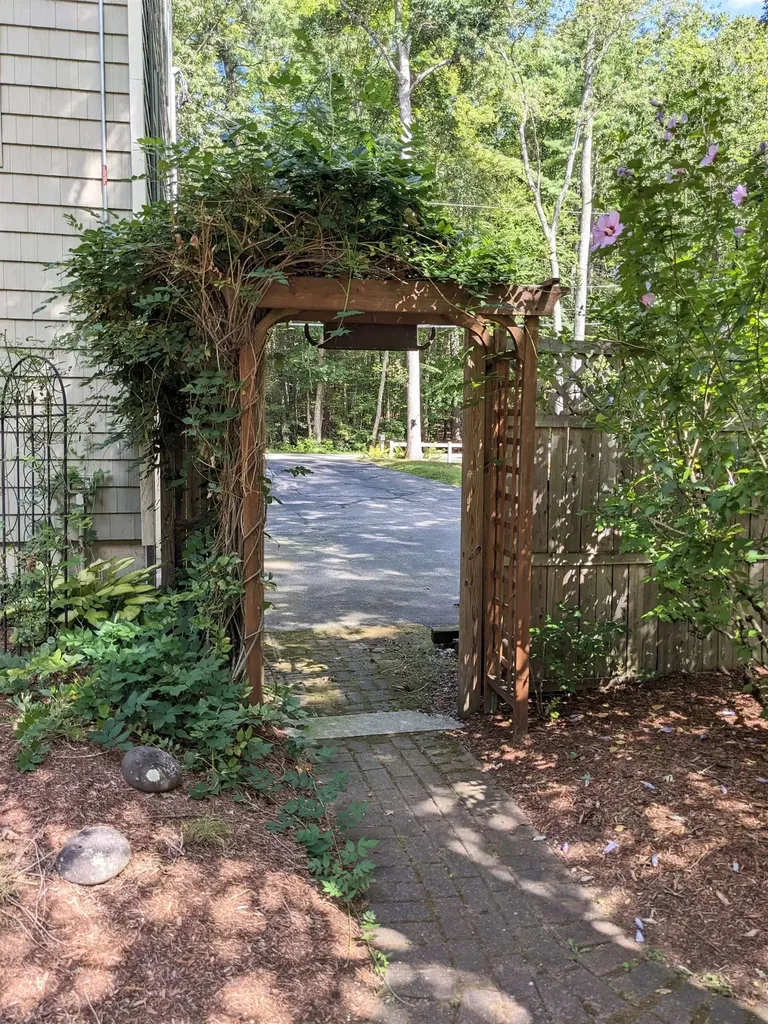 155 Chase Road South Hampton NH 03827