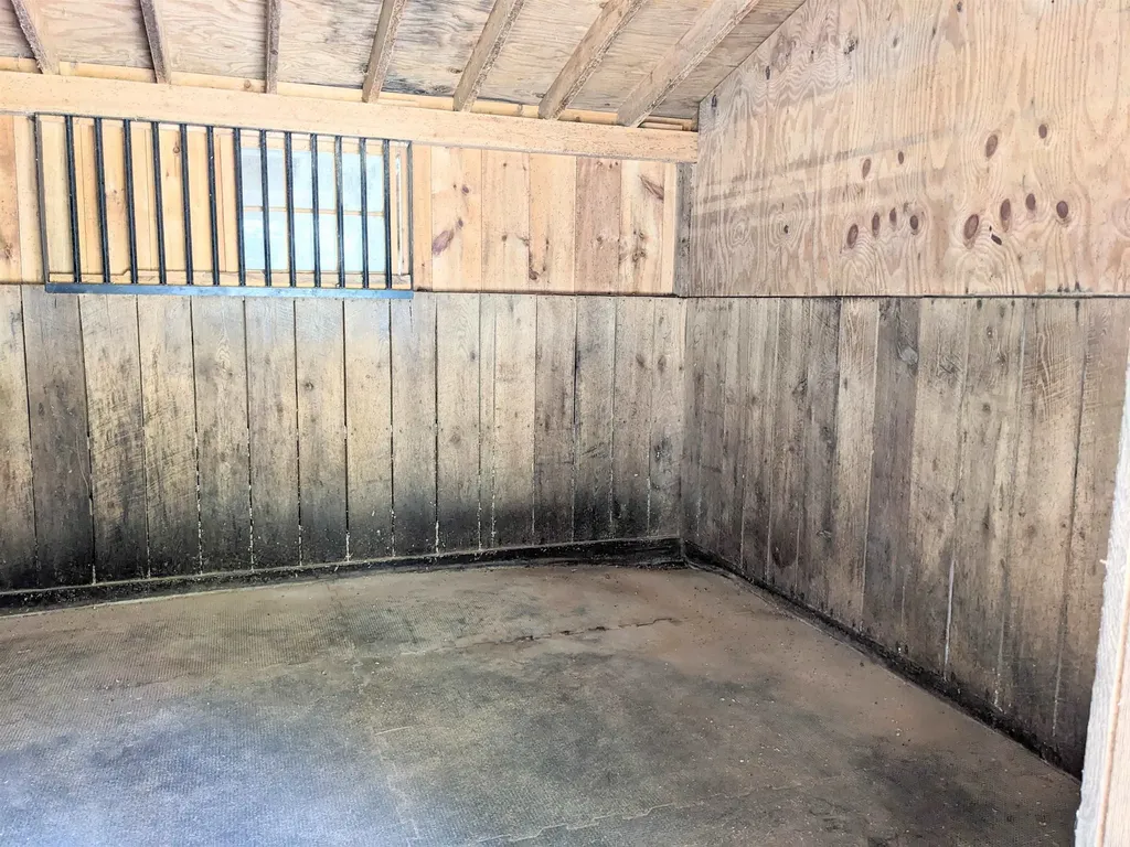 155 Chase Road South Hampton NH 03827