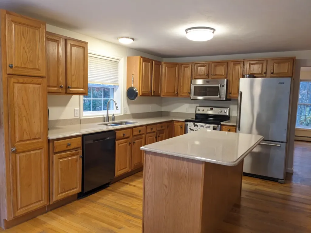 155 Chase Road South Hampton NH 03827