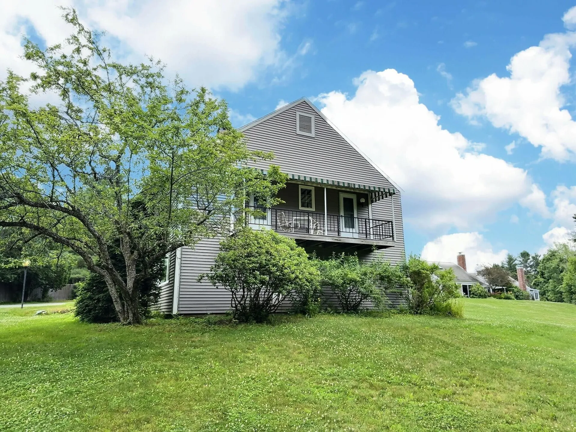 71 Hilltop Place New London NH 03257