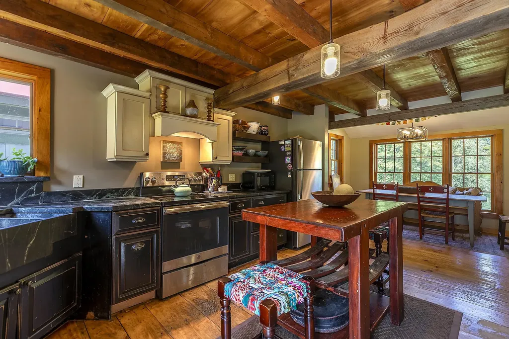 68 Flatow Road Ludlow VT 05149