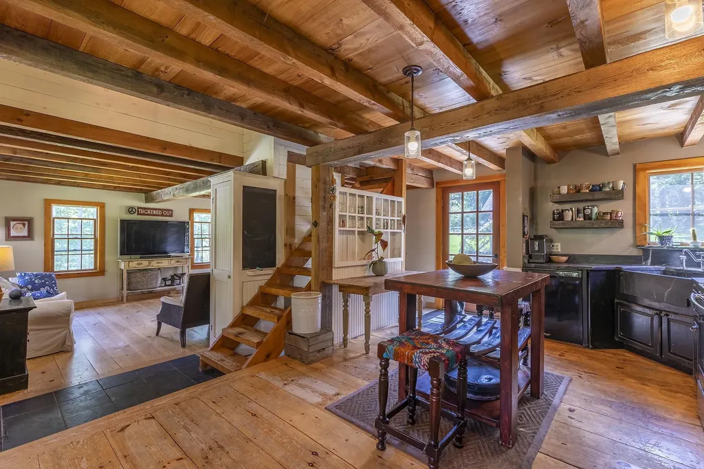 68 Flatow Road Ludlow VT 05149