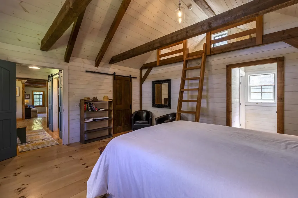 68 Flatow Road Ludlow VT 05149