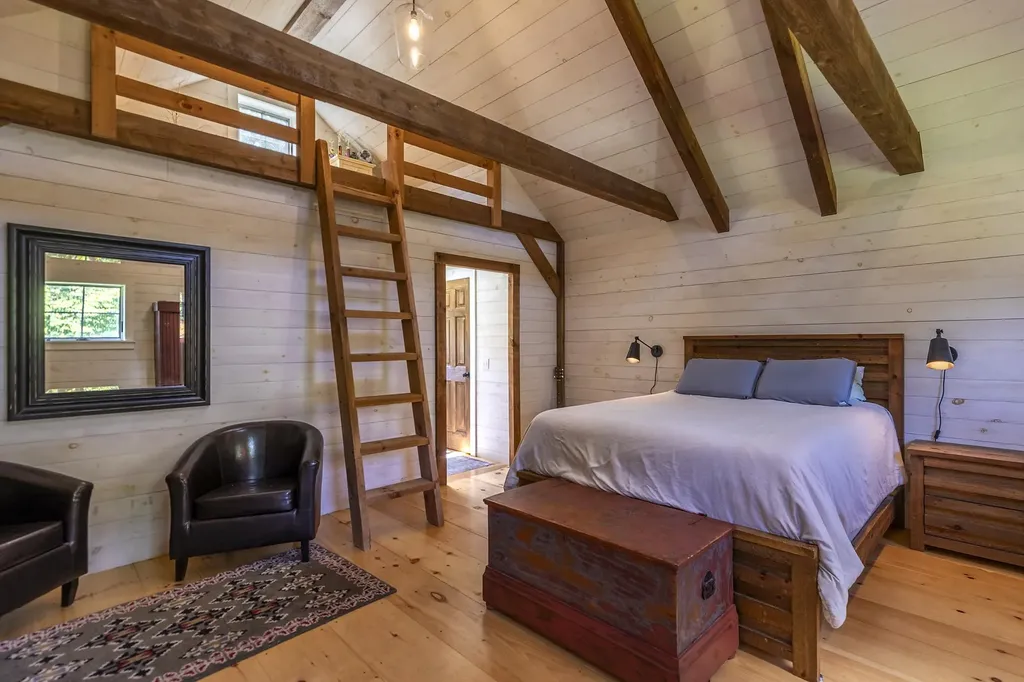 68 Flatow Road Ludlow VT 05149