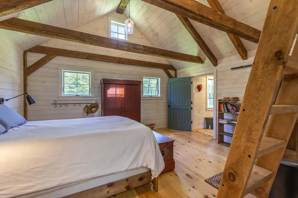 68 Flatow Road Ludlow VT 05149