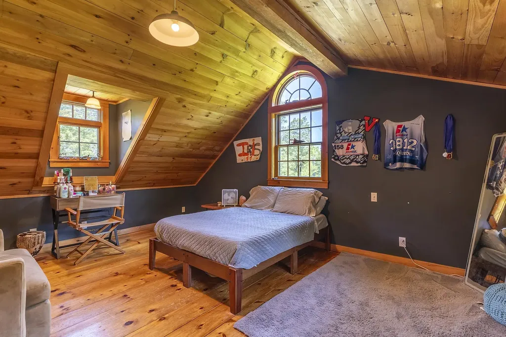 68 Flatow Road Ludlow VT 05149