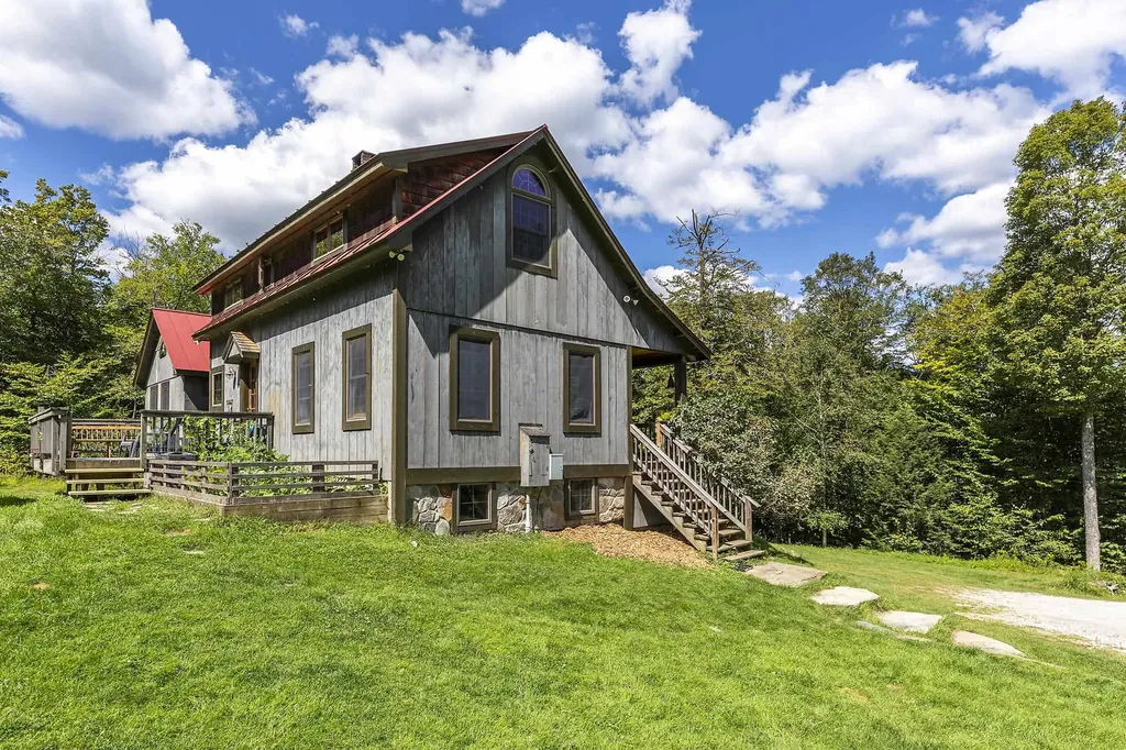 68 Flatow Road Ludlow VT 05149