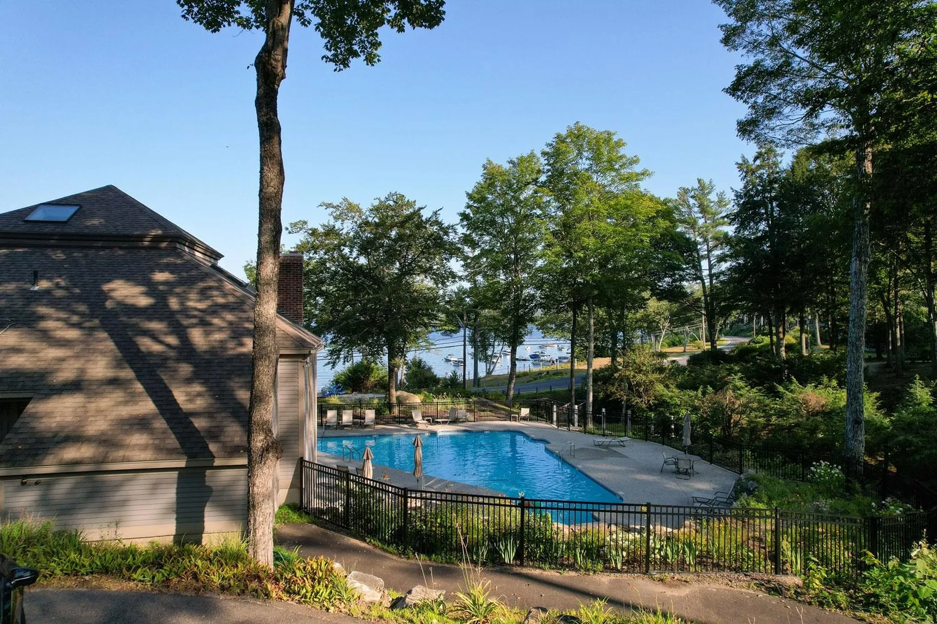 00 Ledgewood Circle Hebron NH 03241