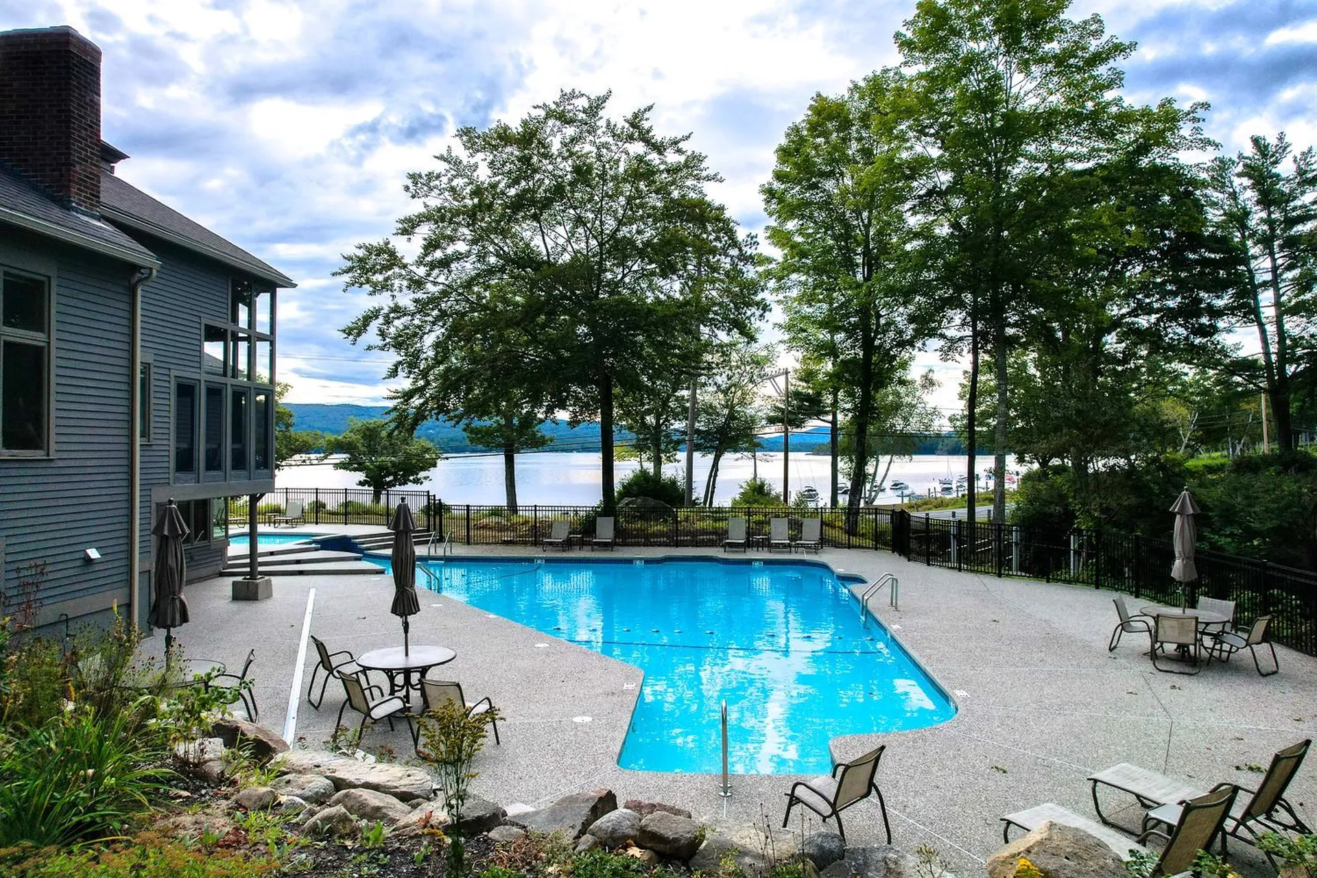 00 Ledgewood Circle Hebron NH 03241