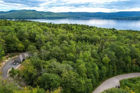 00 Ledgewood Circle Hebron NH 03241