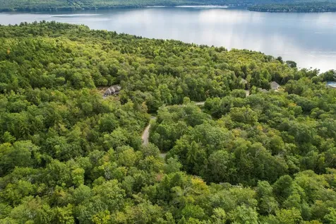 00 Ledgewood Circle Hebron NH 03241