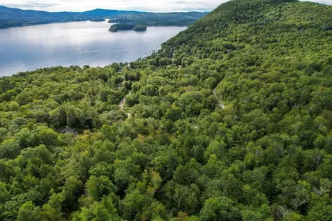 00 Ledgewood Circle Hebron NH 03241