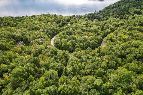 00 Ledgewood Circle Hebron NH 03241