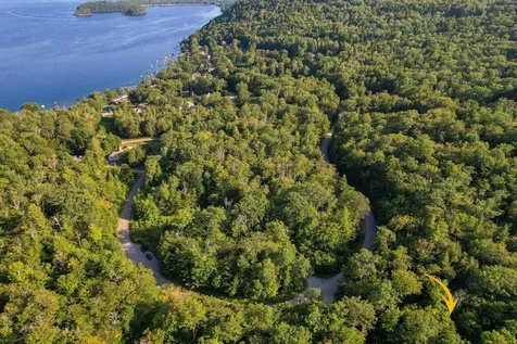 00 Ledgewood Circle Hebron NH 03241