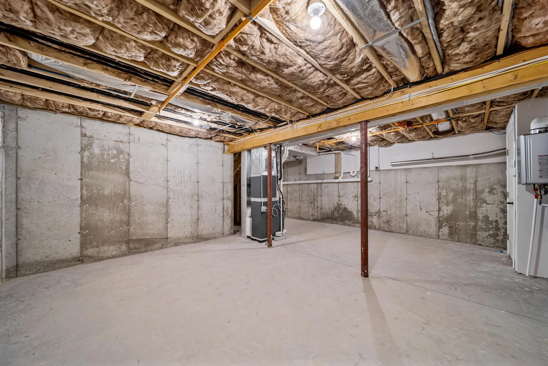 5 Dumaine Avenue Nashua NH 03063