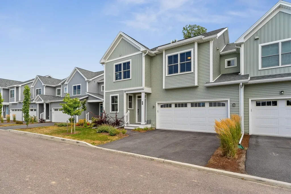 297 Old Farm Road South Burlington VT 05403