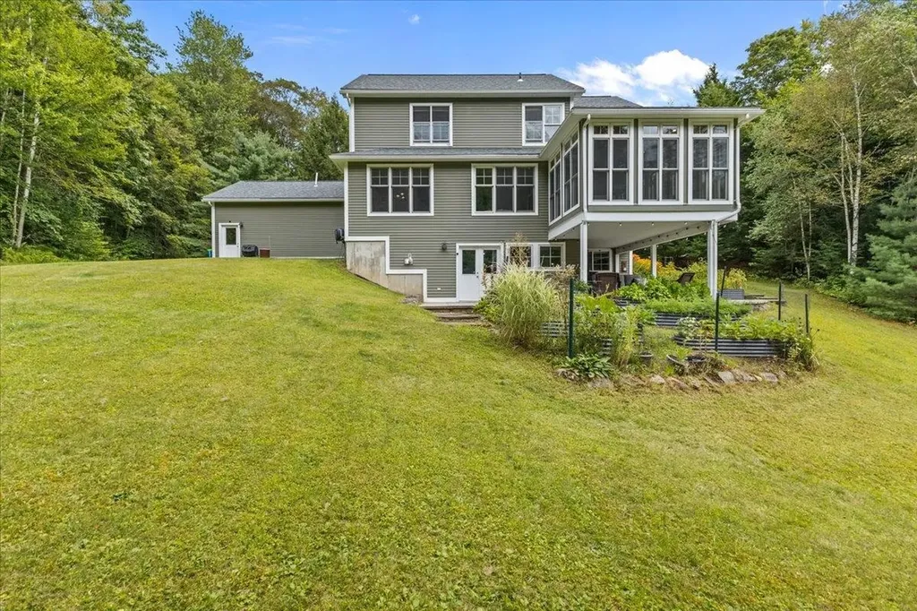 330 South Pinnacle Ridge Road Waterbury VT 05676