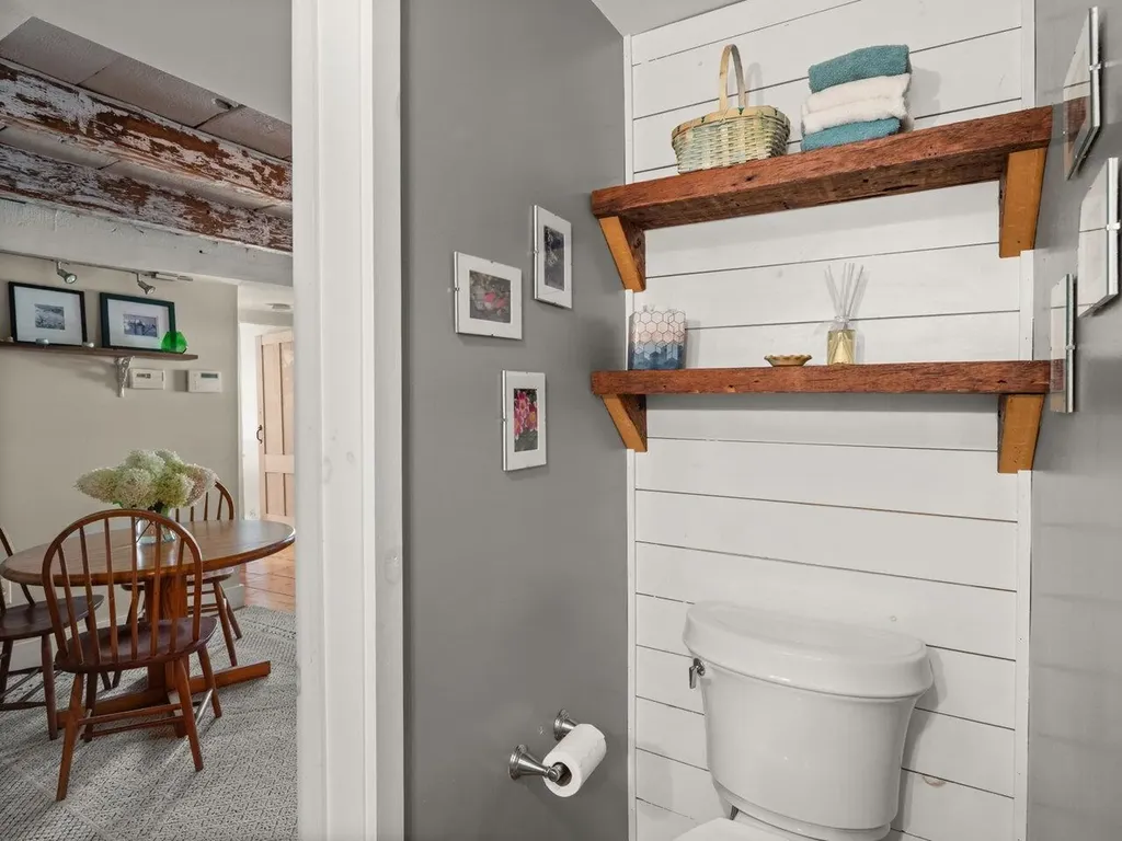66 Spruce Street Burlington VT 05401