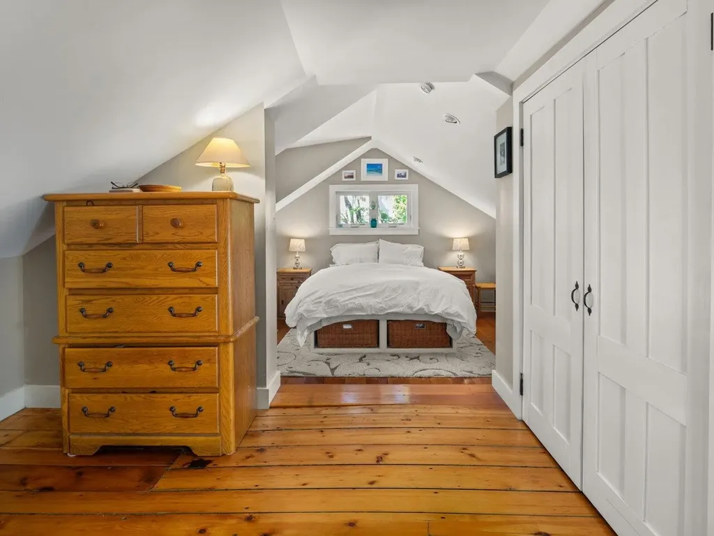 66 Spruce Street Burlington VT 05401