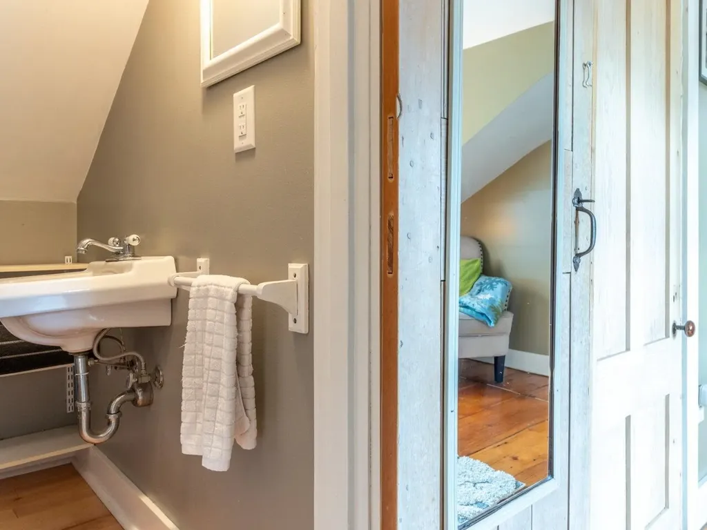 66 Spruce Street Burlington VT 05401