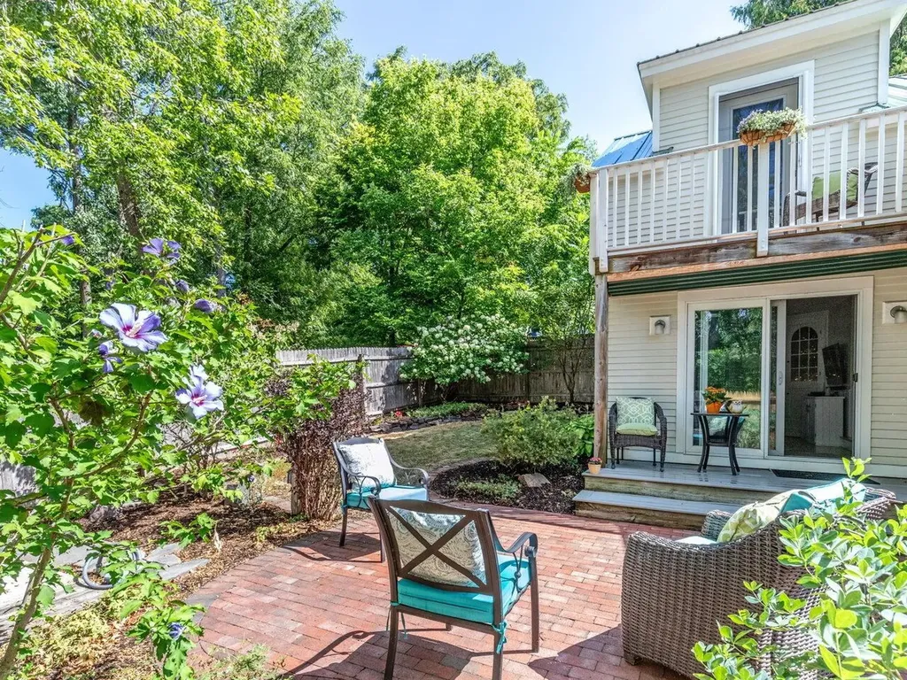 66 Spruce Street Burlington VT 05401