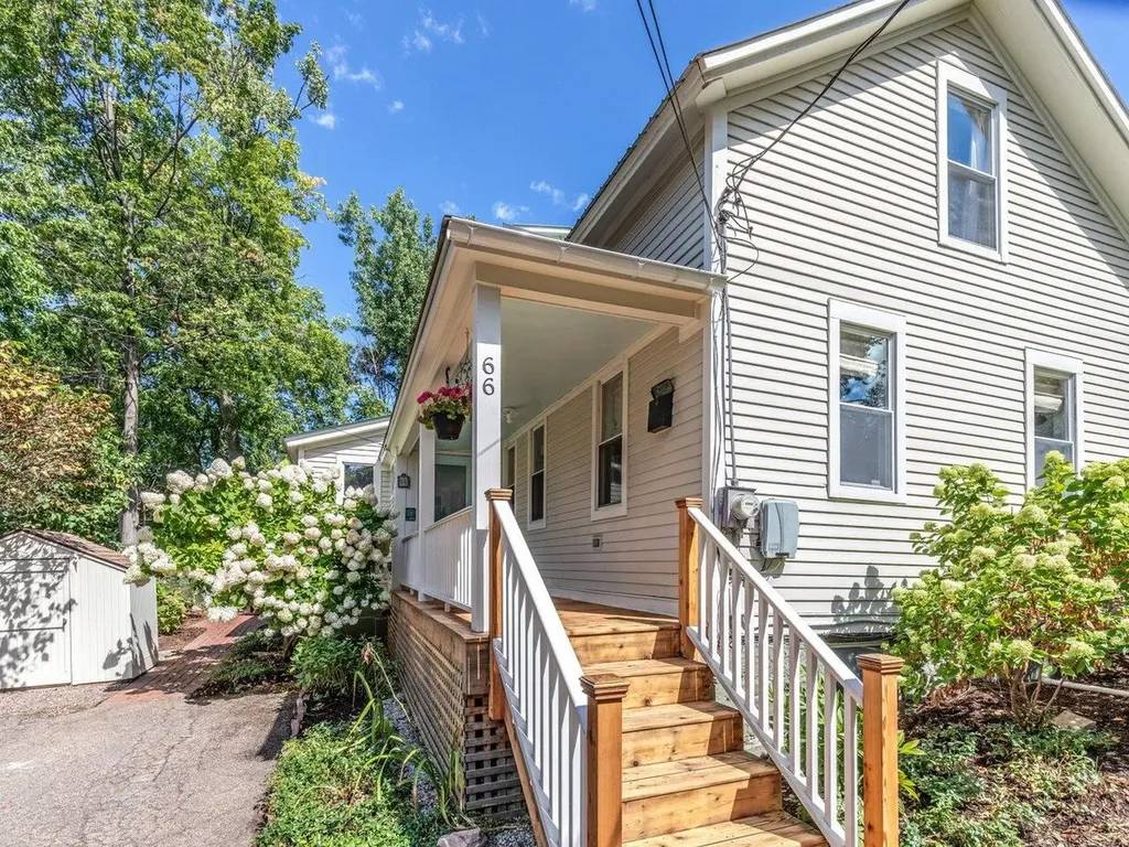 66 Spruce Street Burlington VT 05401