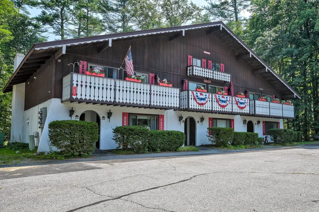 22 Sandtrap Loop Bartlett NH 03812