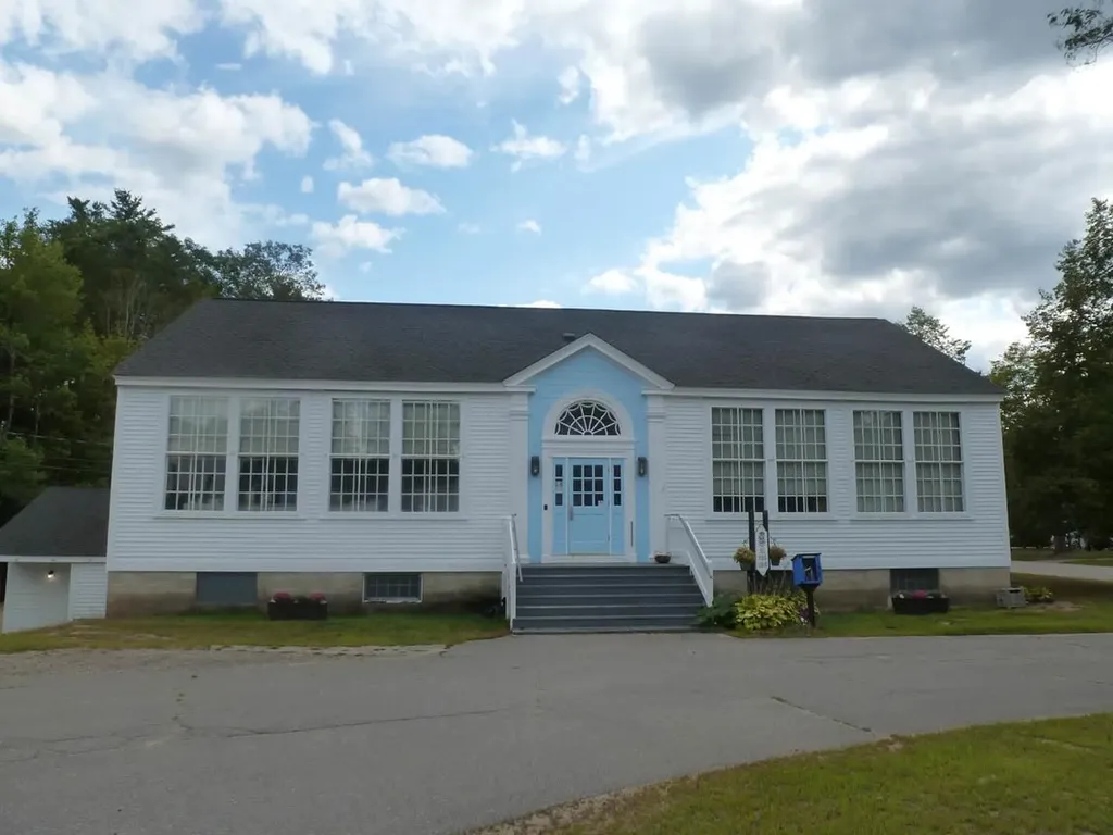 Shop Road Hill NH 03243