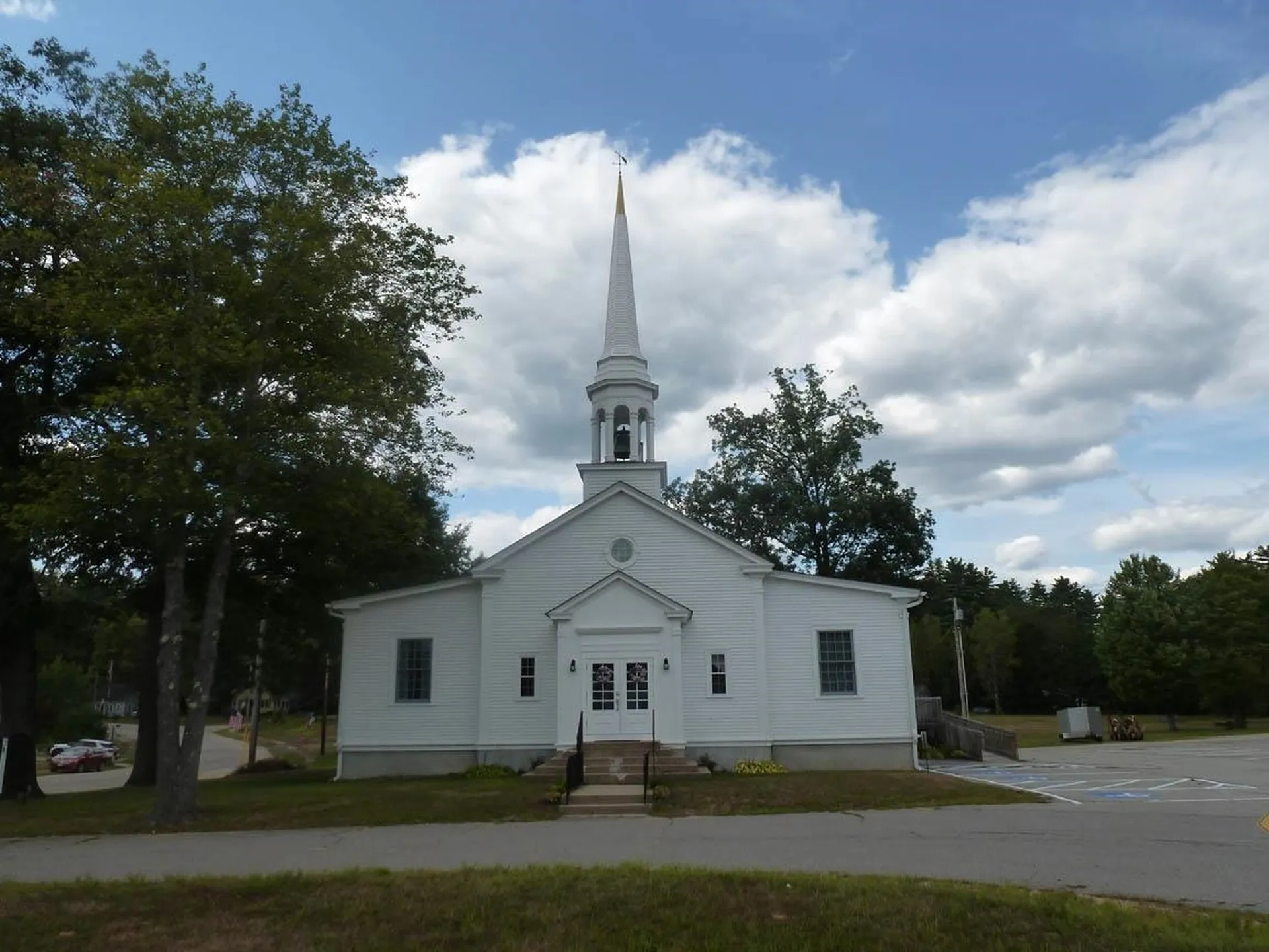 Shop Road Hill NH 03243