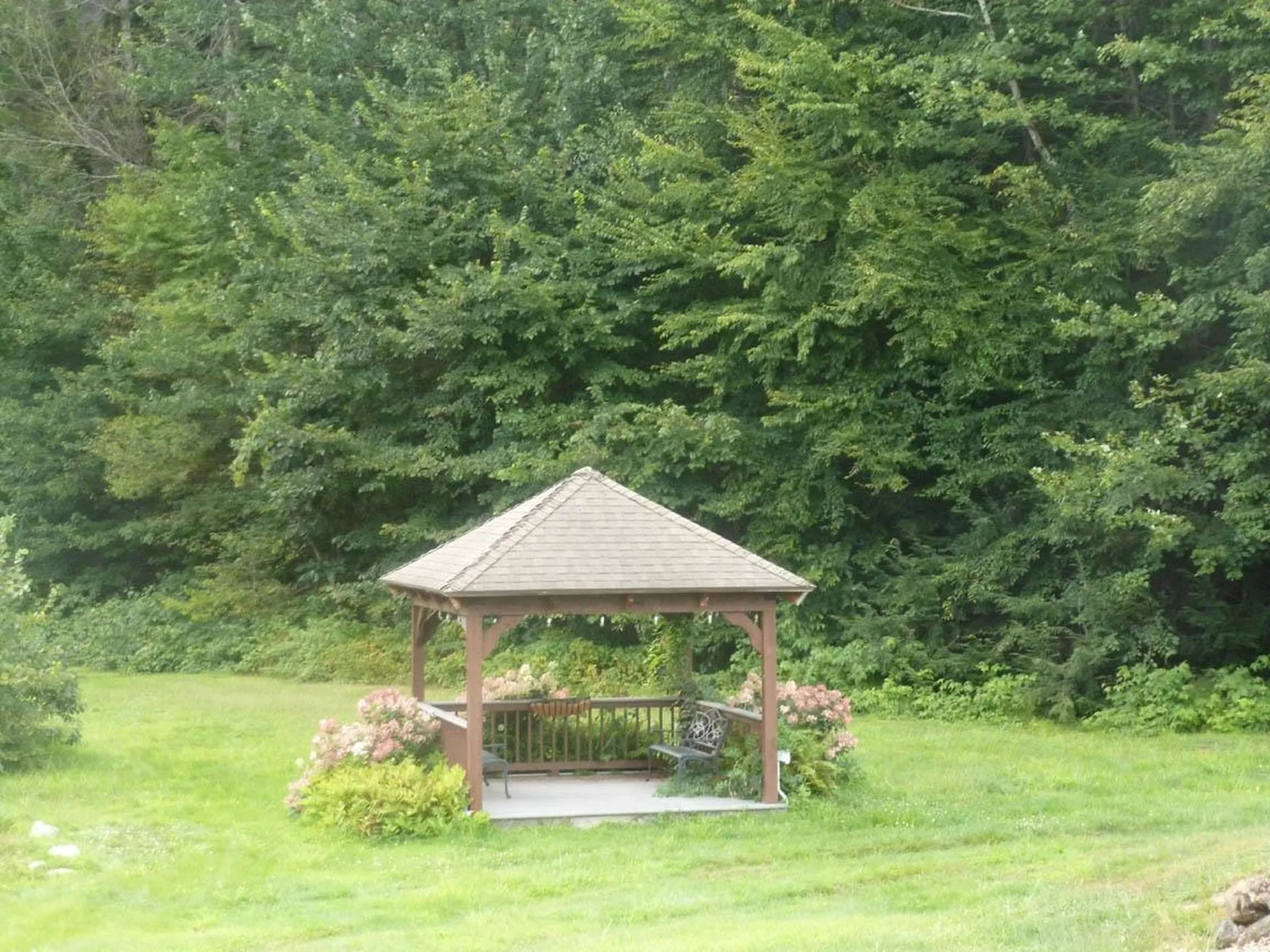 Shop Road Hill NH 03243