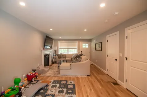 38 Sparrow Lane Laconia NH 03246