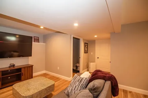 38 Sparrow Lane Laconia NH 03246