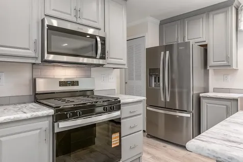 3 Alison Circle Hampton NH 03842