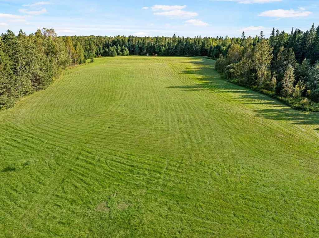 - Harry's Way Colebrook NH 03576