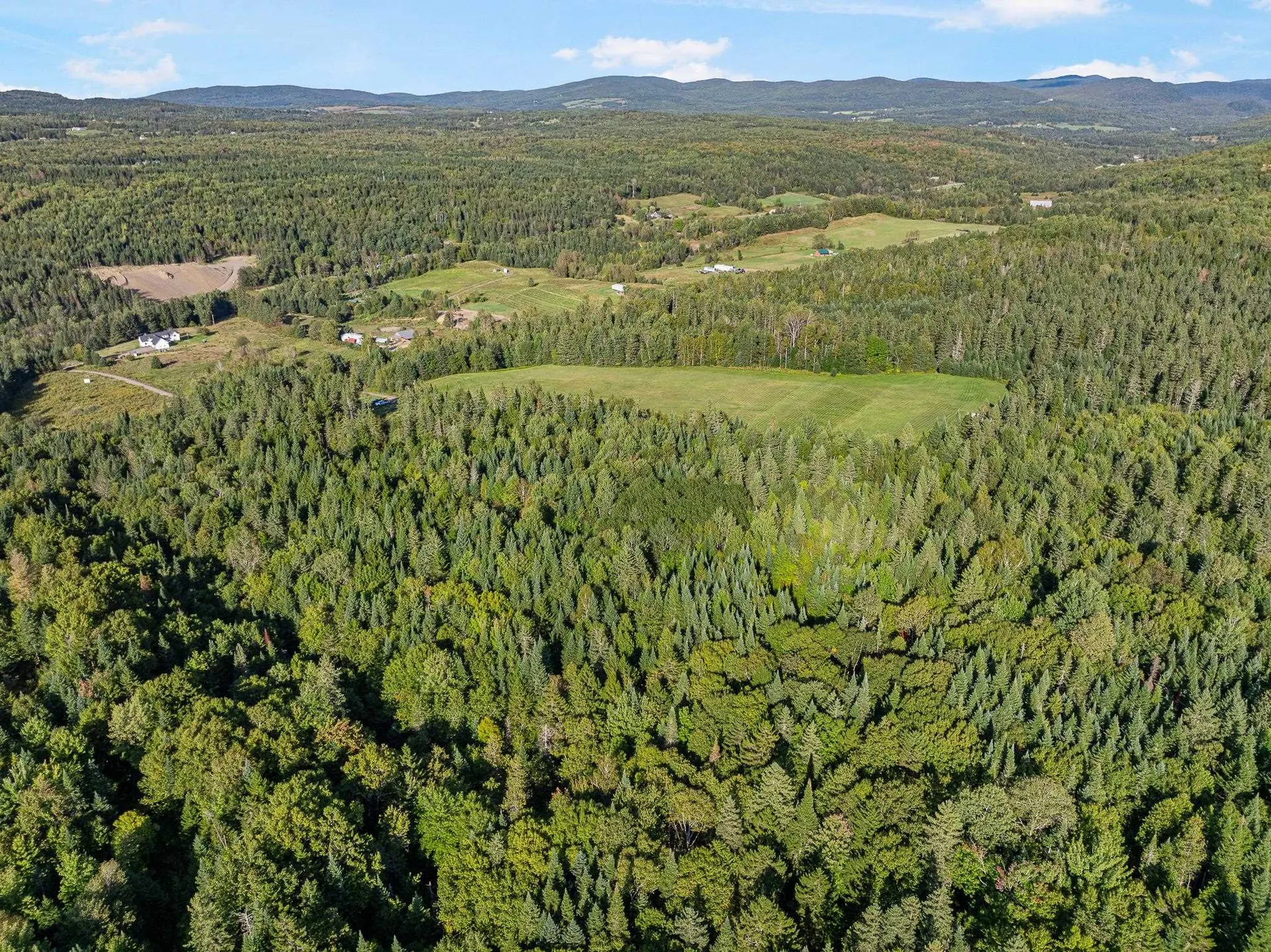 - Harry's Way Colebrook NH 03576