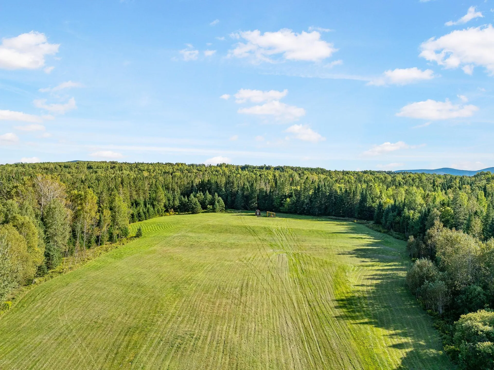 - Harry's Way Colebrook NH 03576