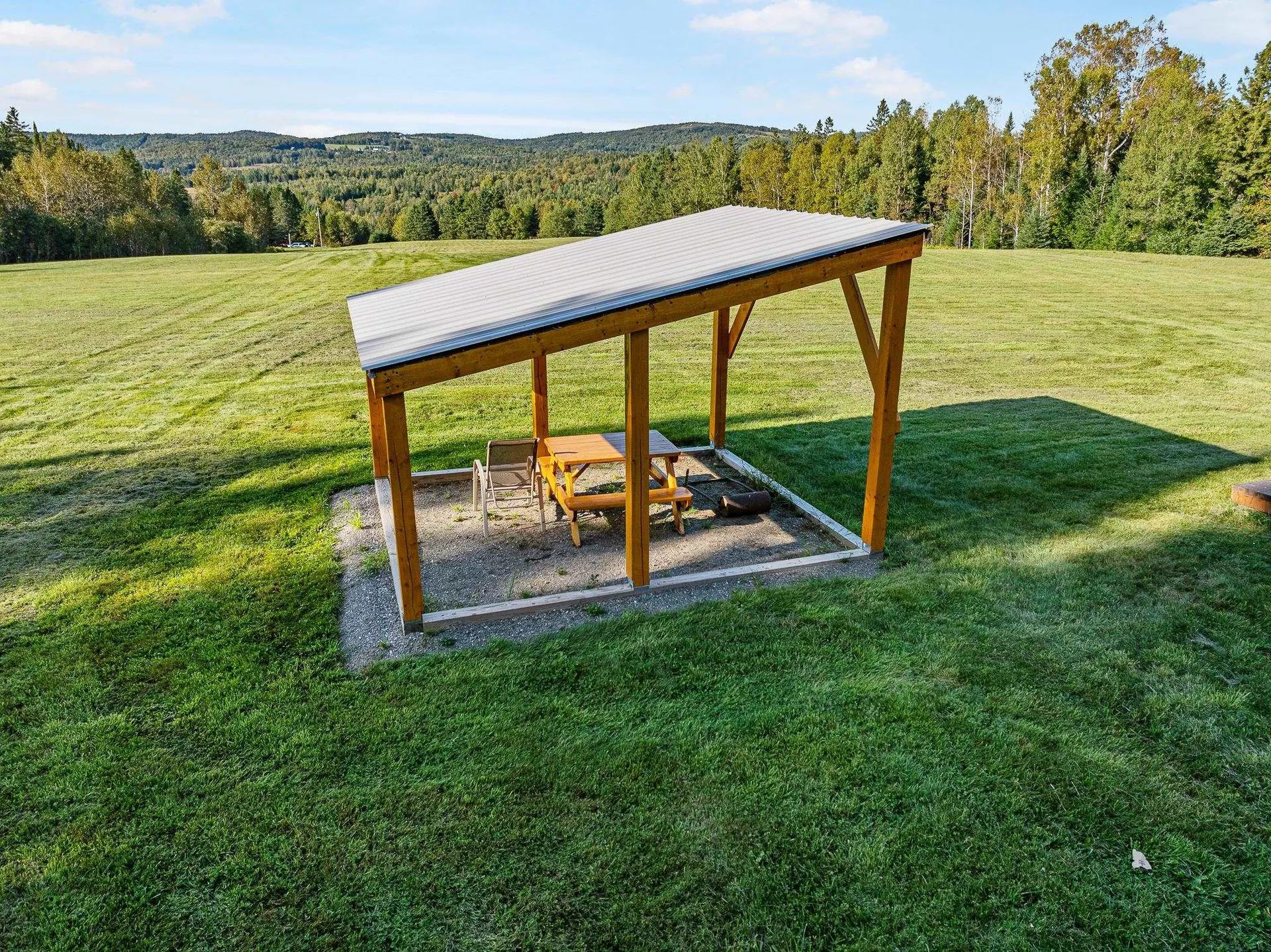 - Harry's Way Colebrook NH 03576