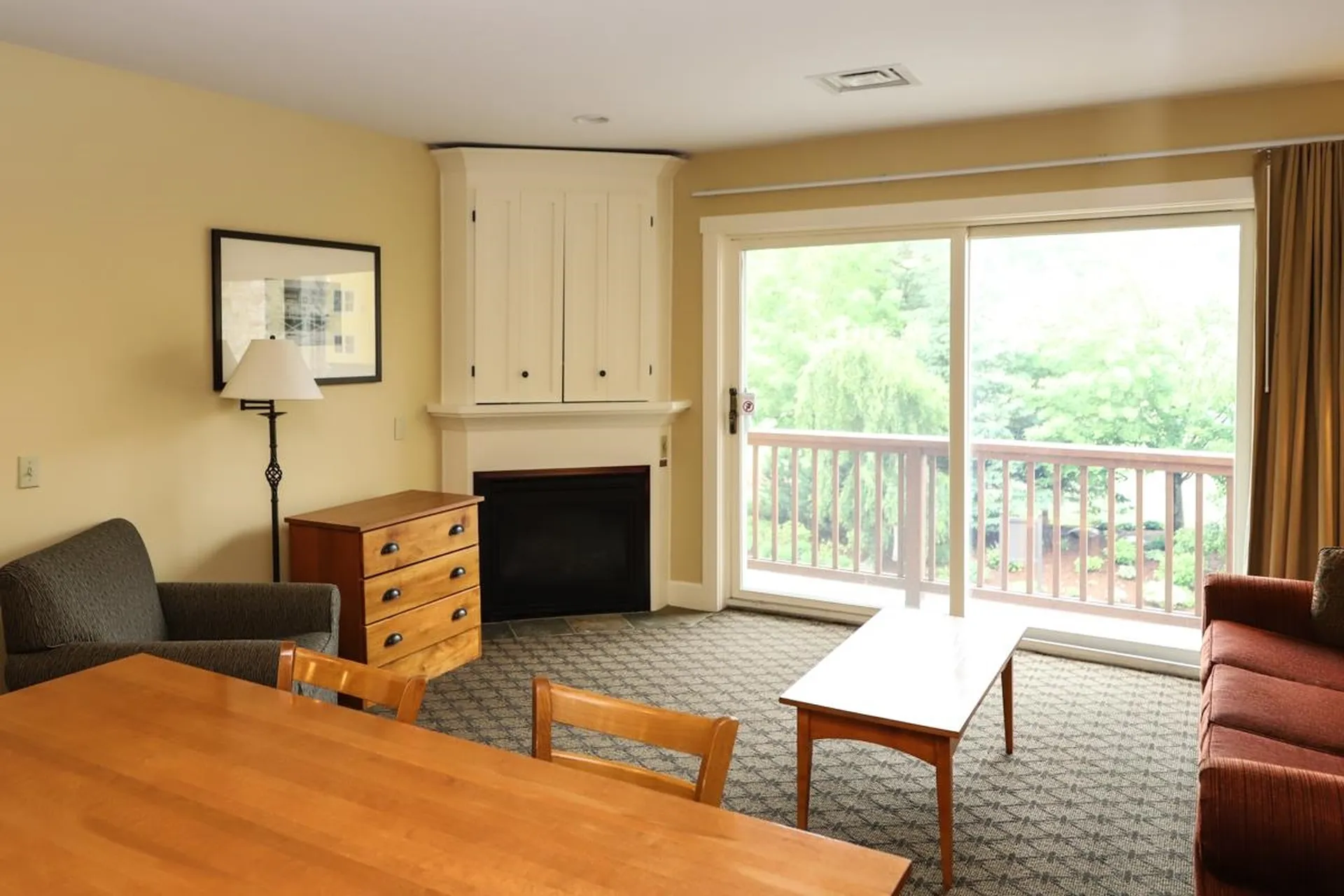 225/227 Qtr. I I Jackson Gore Inn Ludlow VT 05149